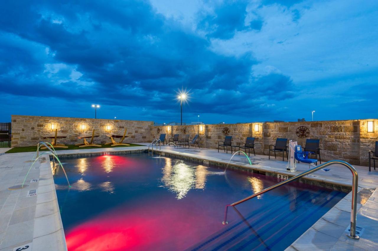 Fairfield Inn & Suites By Marriott Lubbock Southwest Exterior photo