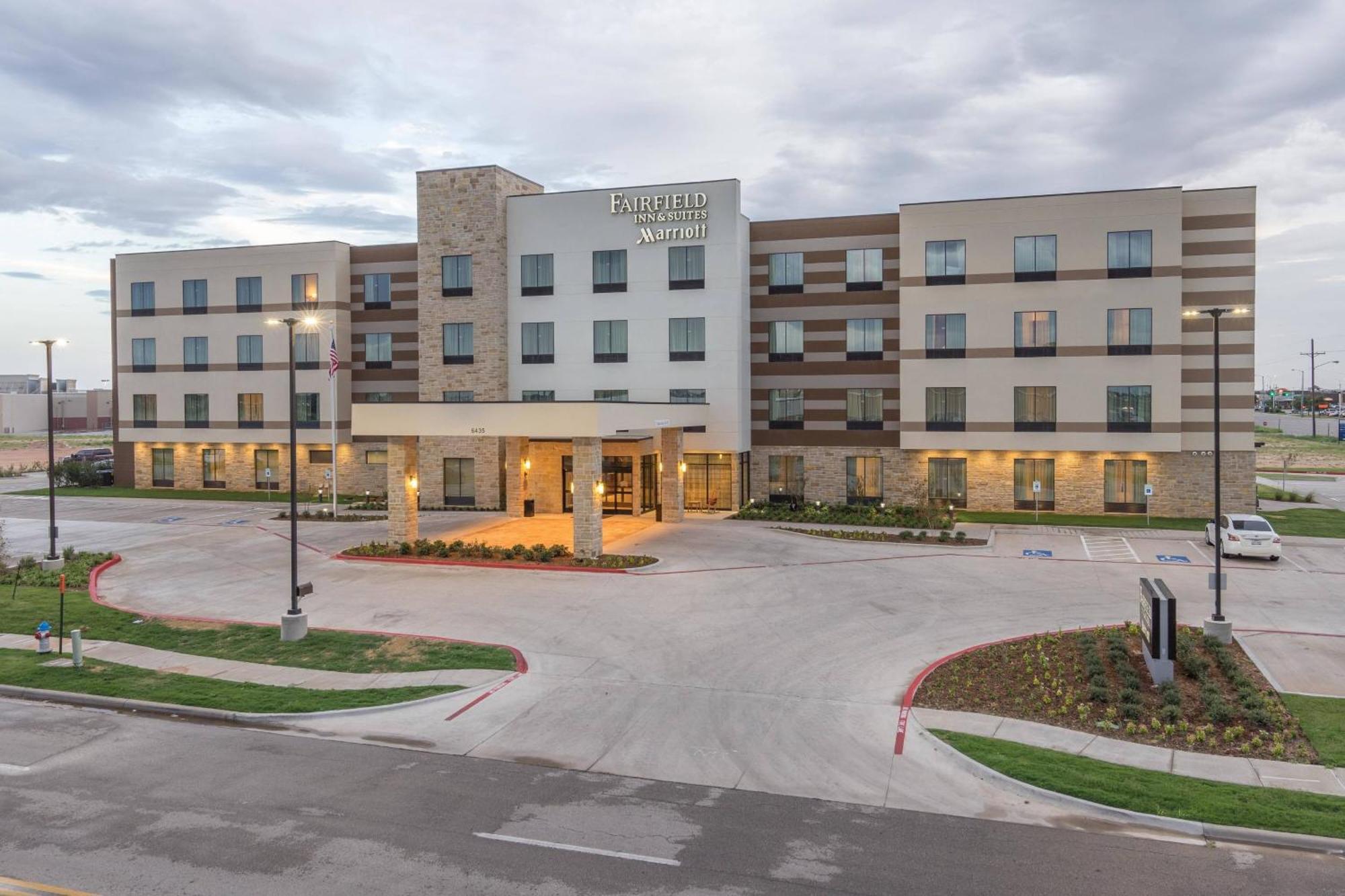 Fairfield Inn & Suites By Marriott Lubbock Southwest Exterior photo
