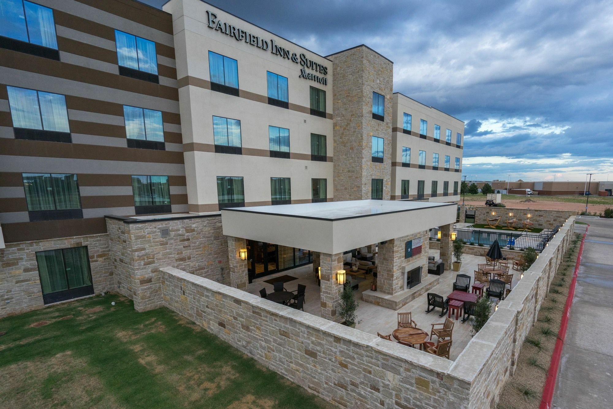 Fairfield Inn & Suites By Marriott Lubbock Southwest Exterior photo